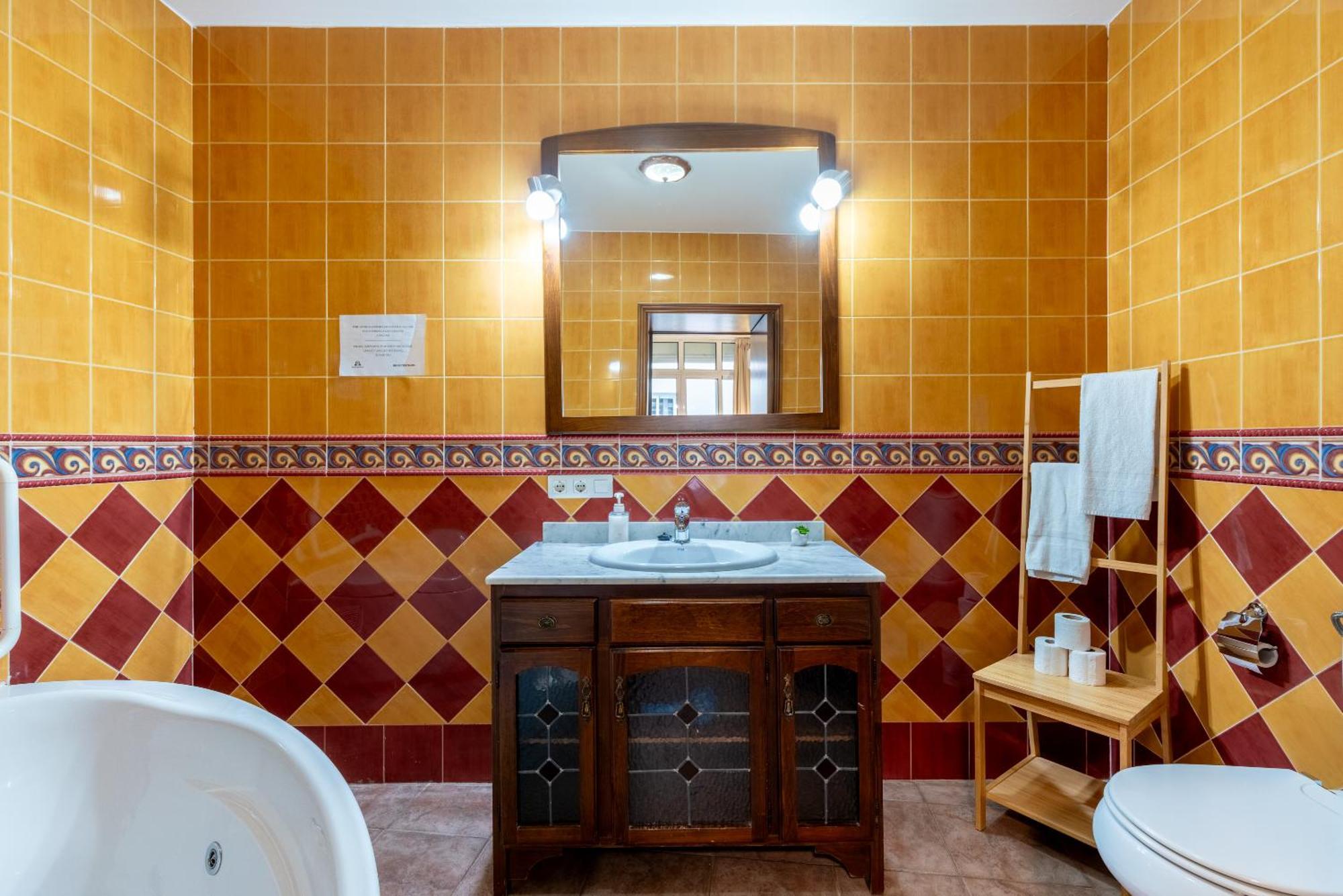 Appartamento Aoa Casa Triana Familiar Con Terraza Siviglia Esterno foto
