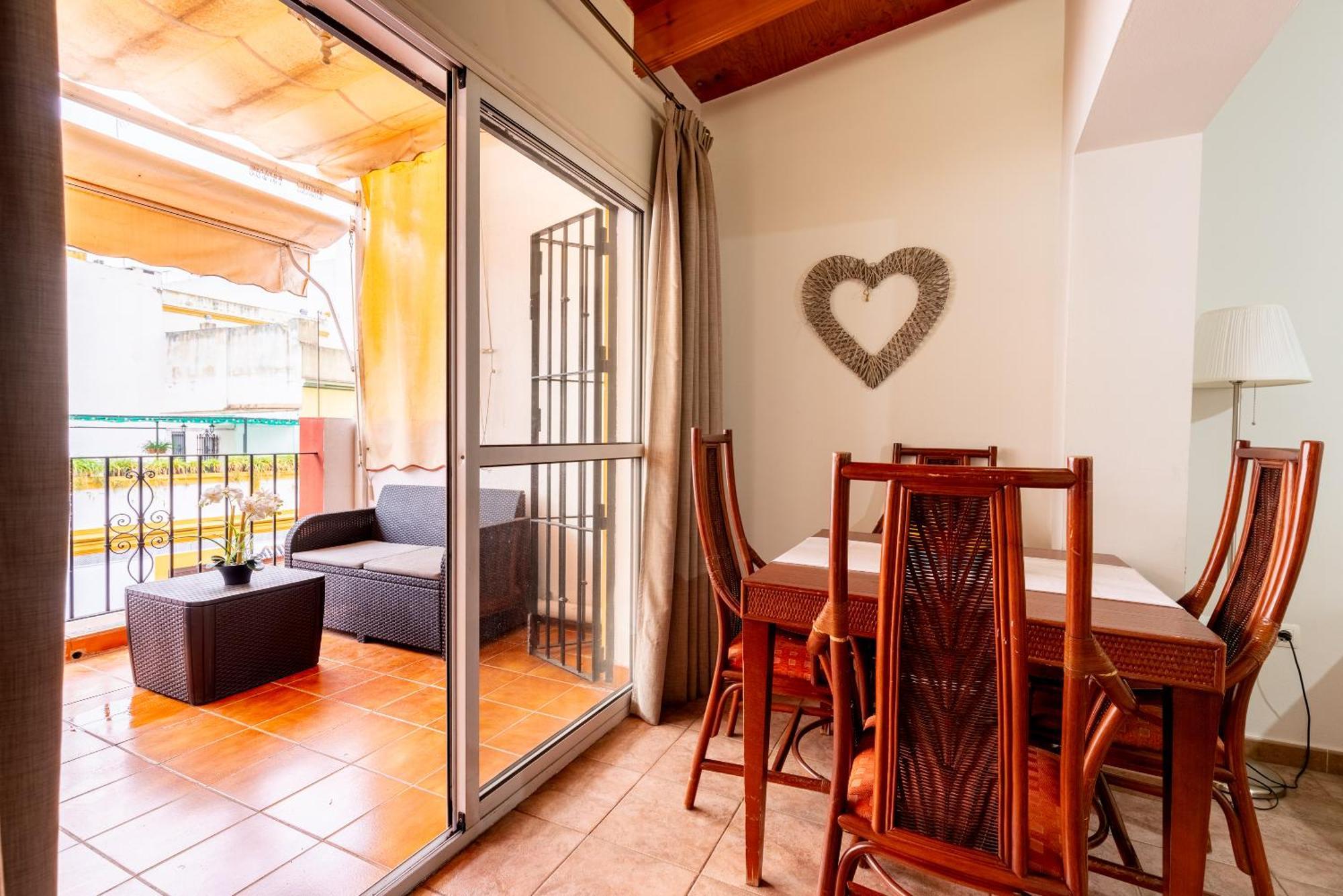 Appartamento Aoa Casa Triana Familiar Con Terraza Siviglia Esterno foto